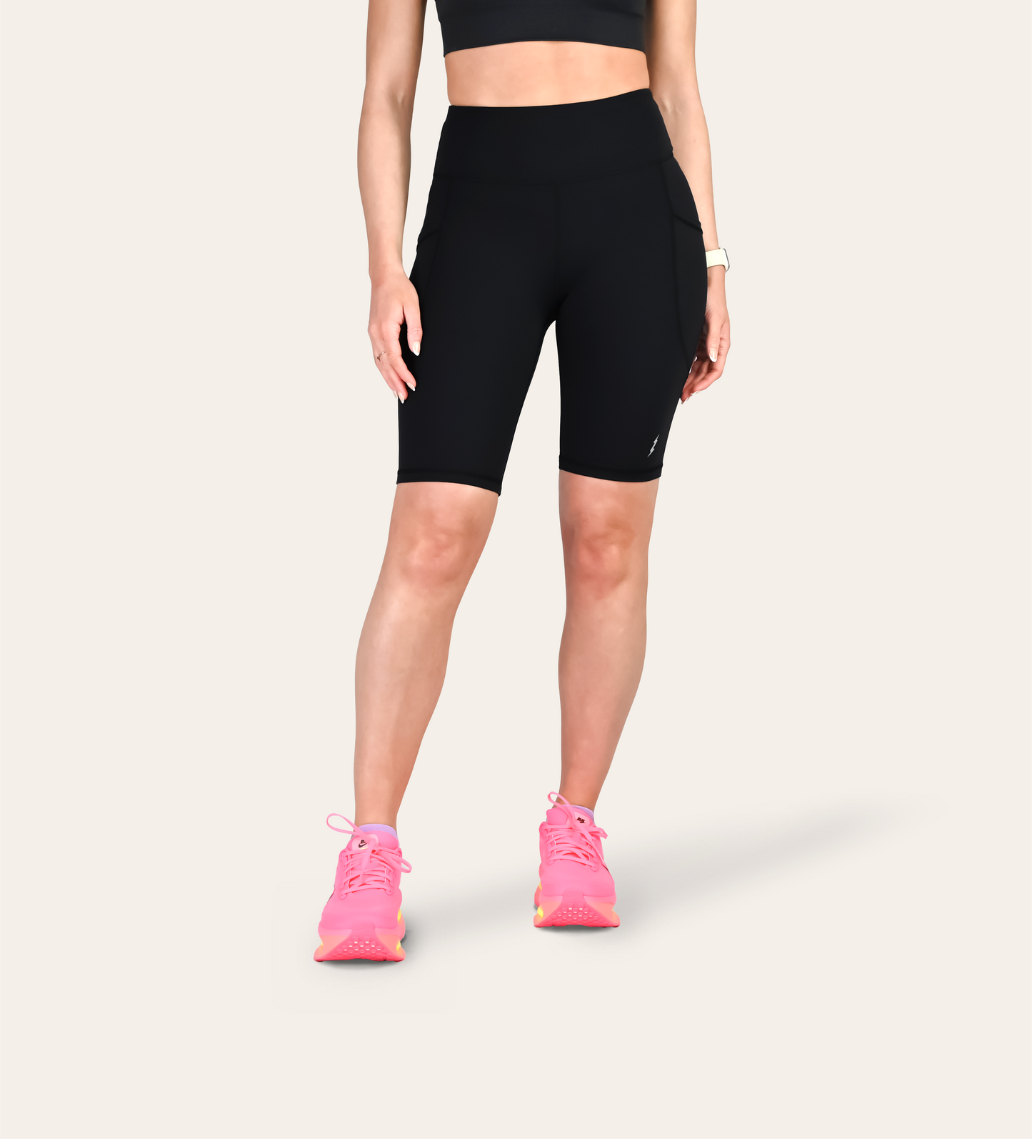 10" RUN SHORTS BLACK (FRONT SEAM)