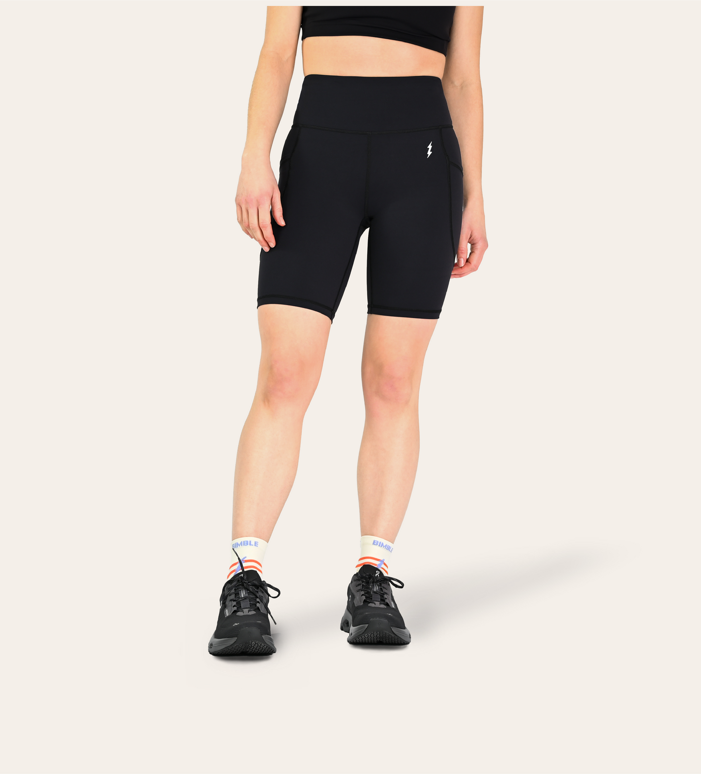 8" RUN SHORTS BLACK