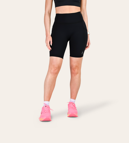 8" RUN SHORTS BLACK
